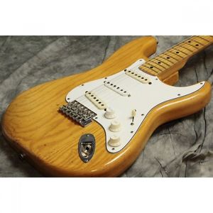 Fender 1976 Stratocaster Natural Guitar w/Hardcase FREE SHIPPING from Japan #455