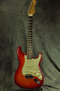 FENDER USA American Elite Stratocaster Aged Cherry Burst From Japan  USED #G081