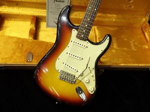 Fender Custom Shop 1960 Stratocaster Relic 3 Color Sunburst 2004 36 Free ship