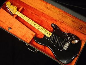 Fender USA Stratocaster Black w/hard case Free shipping Guiter From JAPAN #X771