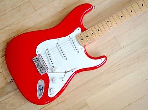 2000 Fender Stratocaster Custom Shop 1956 Closet Classic Relic Guitar Fiesta Red