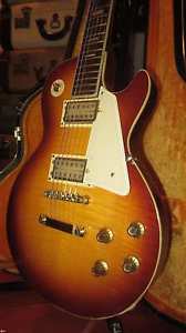 Vintage 1970's Univox Les Paul Copy Electric Guitar MIJ Humbuckers