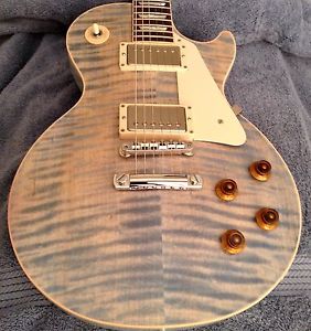 Gibson Les Paul, Custom Pro 1 of 50 Custom Shop, R9 tones and  more.  8.9lbs