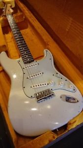 Fender Custom Shop 1960 STRATOCASTER Relic Electric guitar Free Shipping