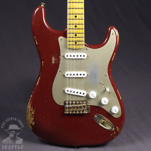 Used Fender Custom Shop '54 Stratocaster Heavy Relic Dakota Red
