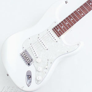 Provision PSST-PWH-   19 (Pearl White) New    w/ Hard case
