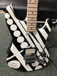 EVH Stripe Series Circles Electric Guitar w/EVH CASE Showroom condition