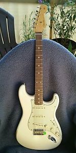 Fender 60s Strat Olympic White, TexMex pups FREE Schaller strap locks and cable!