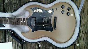 Gibson government II guitar SG New