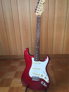 Fender Japan,ST-50, 2000s, EX Condition Candy Apple Red Stratocaster w/GB