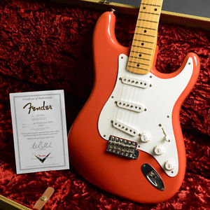 Fender Custom Shop: Electric Guitar 1956 Stratocaster N.O.S. Fiesta Red USED