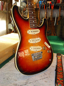 1982 Vintage IBANEZ RS505 ROADSTAR II Electric Guitar Japan Birds Eye Maple Top