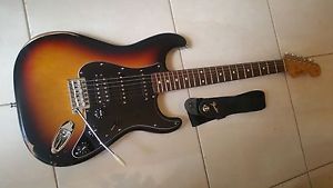 Fender Stratocaster Reissue 62 Neck Japan - Body American - Deluxe Pickups S1