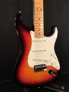 Fender Custom Shop: Electric Guitar Custom Deluxe Telecaster USED