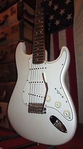 Vintage 1971 Fender Stratocaster Electric Guitar White Refinished w/ Hard Case