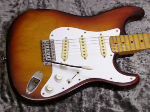 [USED] FERNANDES FST-100 '76 Made in Japan, Stratocaster type Electric guitar