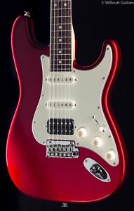 Suhr® Classic Pro Candy Apple Red HSS (77)