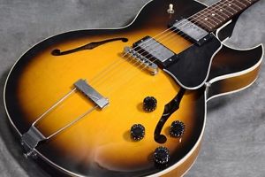 Gibson Limited Edition ES-135 with Hum PickUp Vintage Sunburst Electric