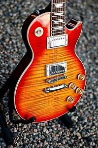 Gibson Les Paul Standard Heritage Cherry Sunburst Superb flames!!