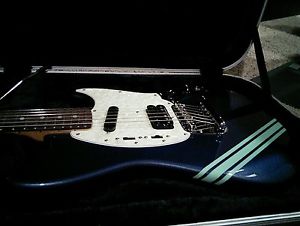 Fender Kurt Cobain Mustang 1st run with limited Nirvana album included