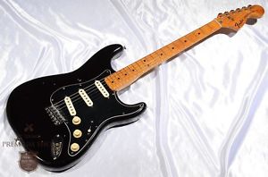 Vintage 1976 Fender Electric Guitar Stratocaster Hardtail [Excellent] RARE