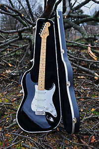 1994 USA Fender 40th Anniversary Stratocaster MINT Electric Guitar Blk + Case