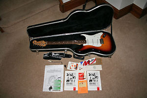 FENDER STRATOCASTER 1994 40TH ANNIVERSARY WITH CASE TOOLS AND PAPERWORK