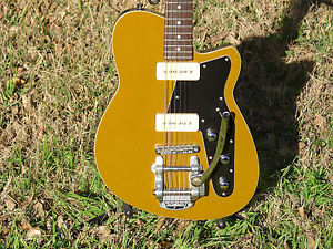 Reverend Charger 290 Guitar Rare Gold Top
