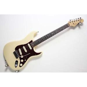 FenderAMERICAN DELUXE ST FREESHIPPING from JAPAN