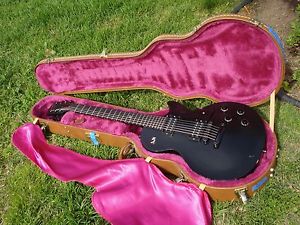 2001 Gibson Les Paul Studio Gothic Black Satin Matte with Gibson brown case