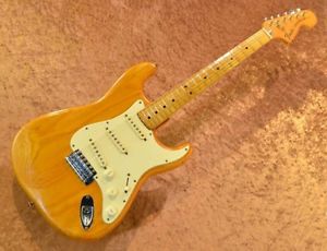 Fender USA Stratocaster Natural w/hard case F/S Guitar Bass from Japan #E1179