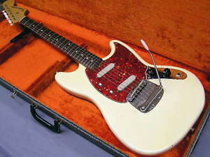 Fender: Electric Guitar 1966 Mustang White USED