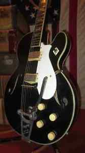 Circa 1960's Silvertone model 1446 Chris Isaak Hollowbody Electric Guitar