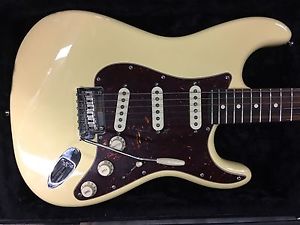 2014 60th Anniversary Fender American Standard Stratocaster Vintage White Mint