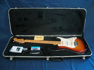 * * * 1983 Fender Fullerton plant Smith Era Stratocaster - IMMACULATE !!! * * *