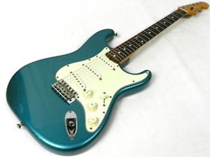 Fender Japan ORDER MADE STRATOCASTER Guitar From JAPAN Free shipping #D46