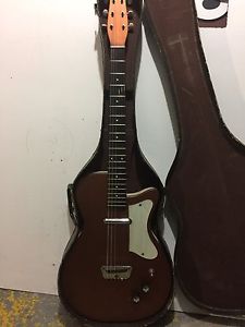 Danelectro Vintage U1 Guitar With Snakeskin Case