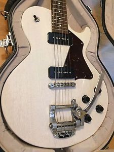 Collings 290 White w/Bigsby & P90s OHSC