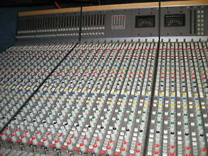 Calrec Q2 Analogue Mixing Console Desk