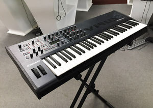 Access Virus KC Synthesizer Tastatur In Benutzerdefinierten BCS Flight Case