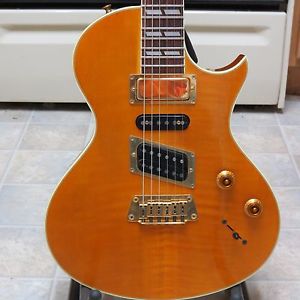 Gibson Nighthawk Excellent condition W/ Gig bag