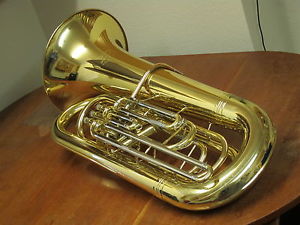 Yamaha YBB-631 BB-flat tuba (lacquer finish)