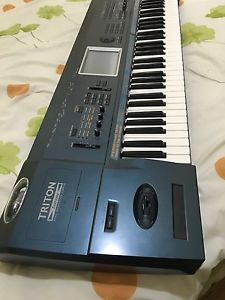 Korg Triton Extr