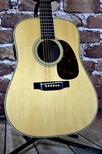 New Martin HD-28V Dreadnought Acoustic Guitar Natural Vintage Series