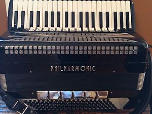 PHILHARMONIC ACCORDION