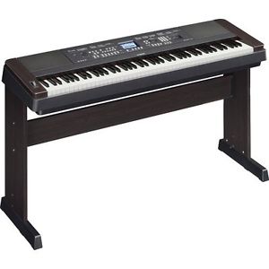 Yamaha DGX650B Pianoforte Digitale, Nero Satinato