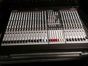 Allen & Heath GL2400 24-4-2 Analogue Mixer Flightcase with Dogbox