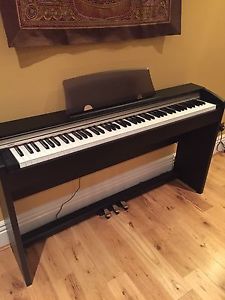 Casio Privia Electric Piano