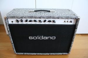 SOLDANO REVERB O SONIC 2X12 COMBO MADE IN USA 50 WATT 2 CHANNEL 230V
