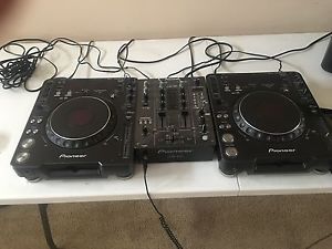Pioneer CDJ-1000mk3 (pair) + DJM-400